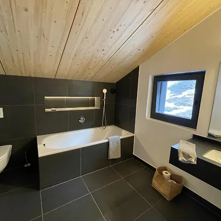 La Riviere Chalet *